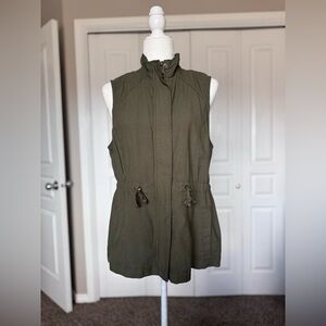 Maurice’s Twill Solid Snap Button Vest size Small